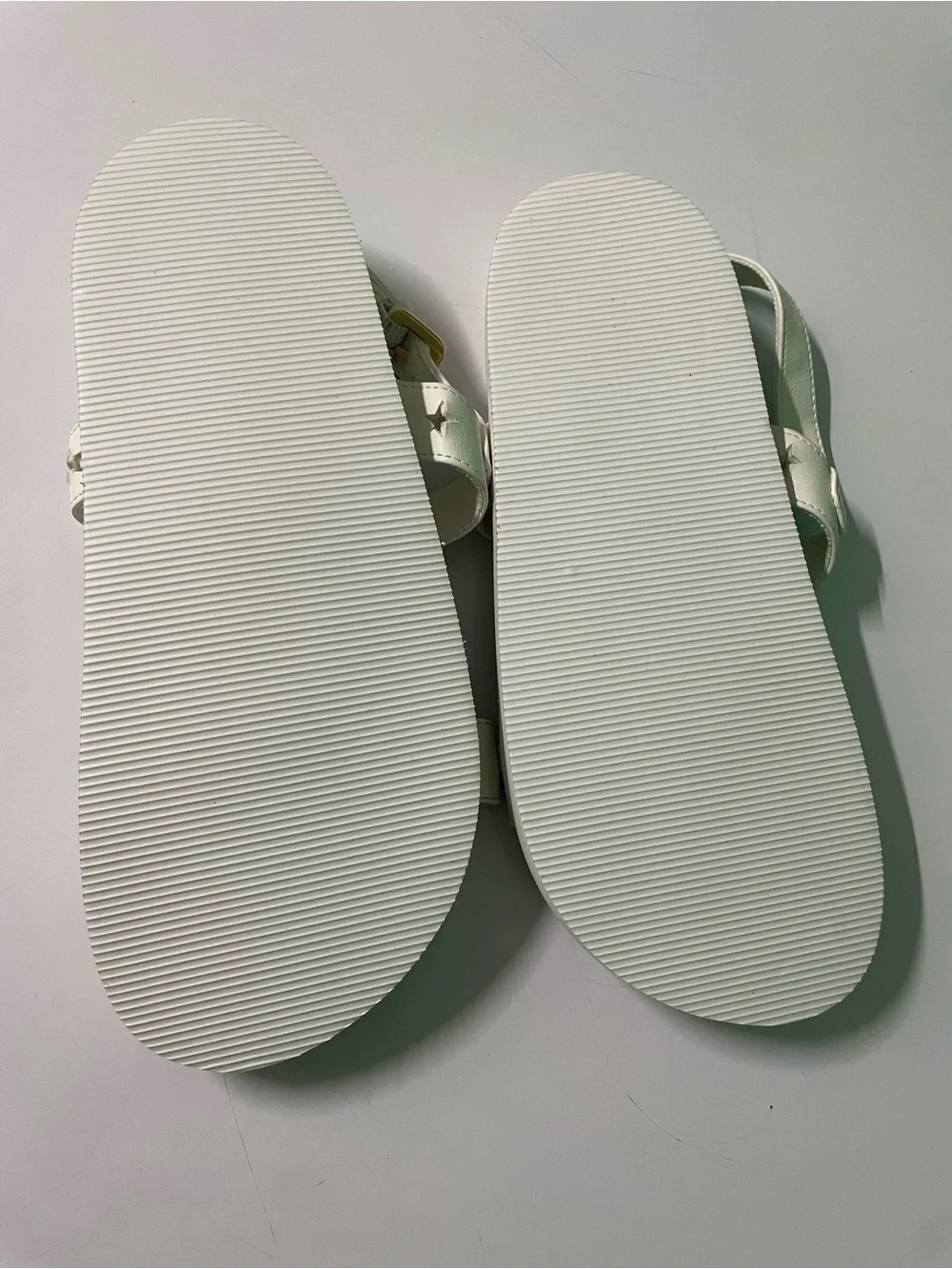 GAP White Star Accent Kids Buckle Strap Sandals